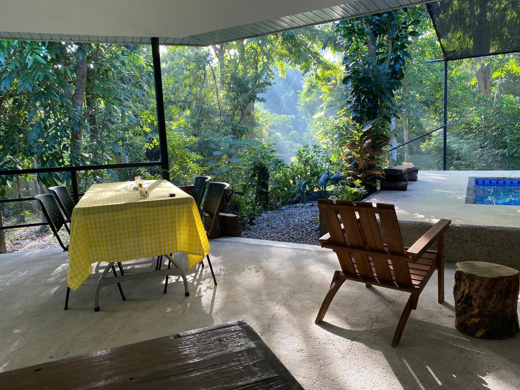 Balai Benedicere Bed & Breakfast Bacnotan Esterno foto