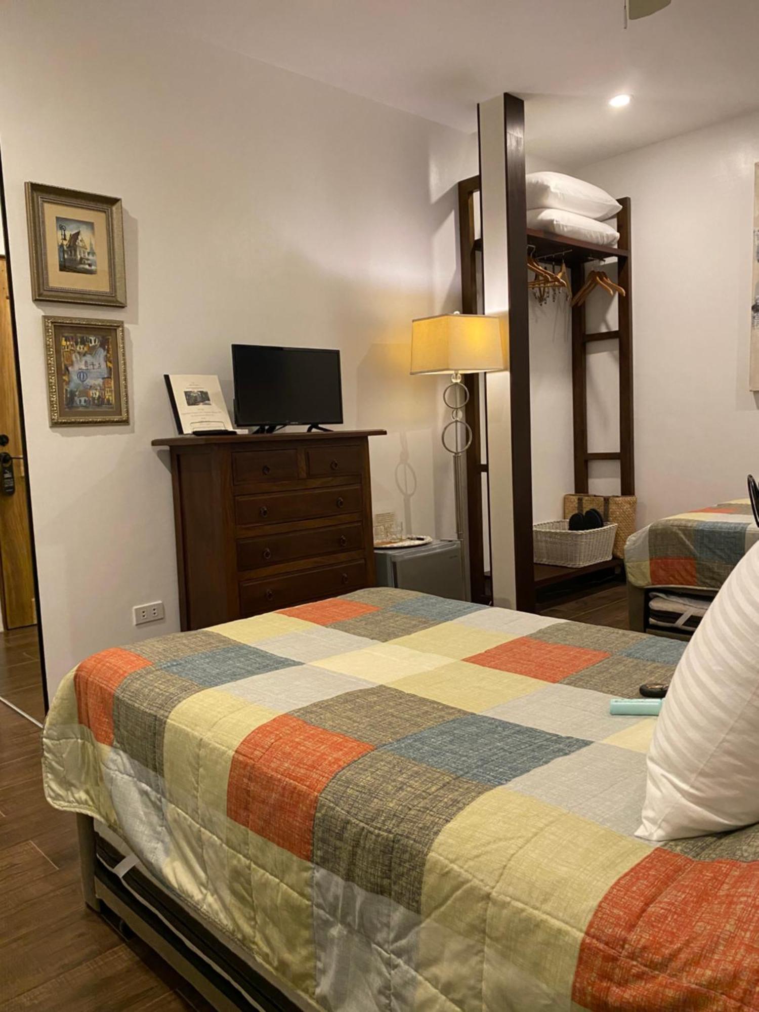 Balai Benedicere Bed & Breakfast Bacnotan Esterno foto