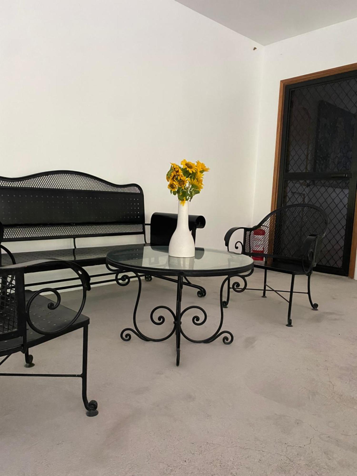 Balai Benedicere Bed & Breakfast Bacnotan Esterno foto